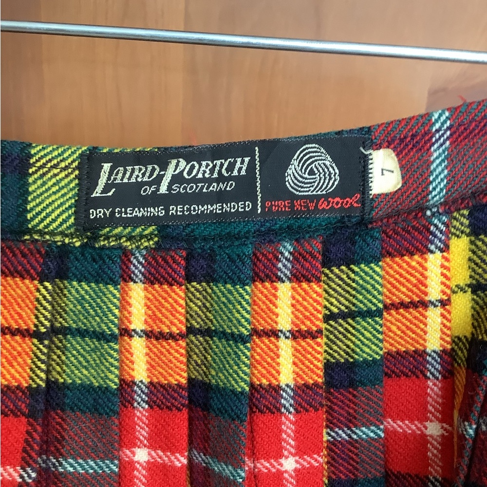 Vintage Laird Portch of Scotland Tartan Wrap Mini Skirt 100% Wool Size 6 - Picture 13 of 13